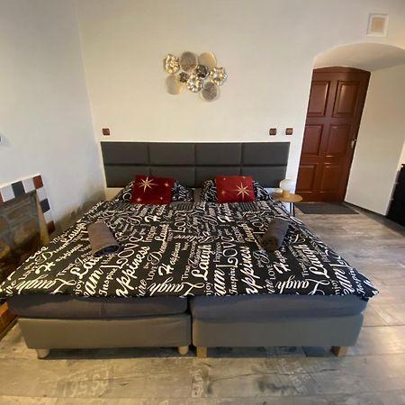 Vila Lucia - Apartman 2 Plzeň Extérieur photo