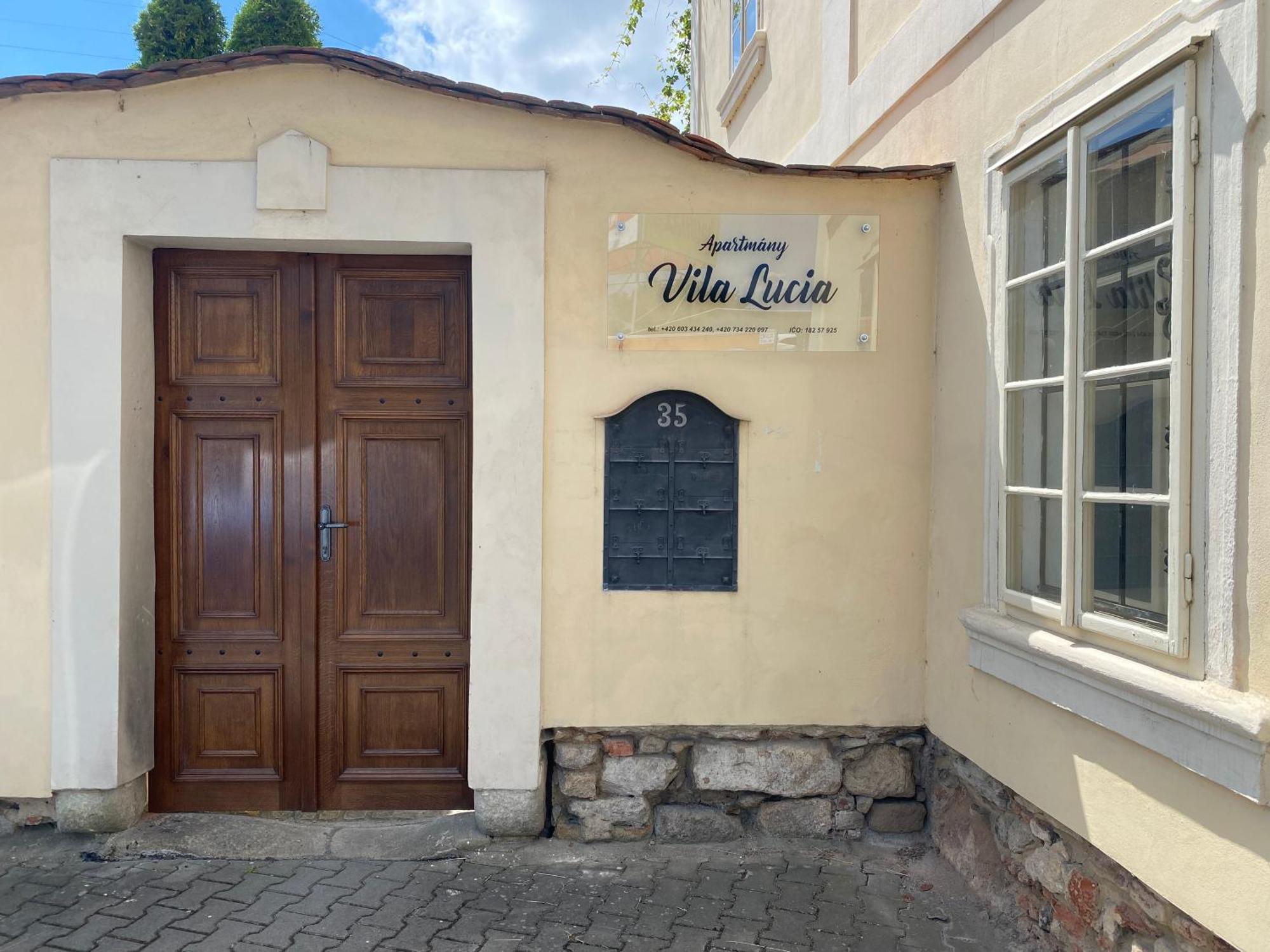 Vila Lucia - Apartman 2 Plzeň Extérieur photo