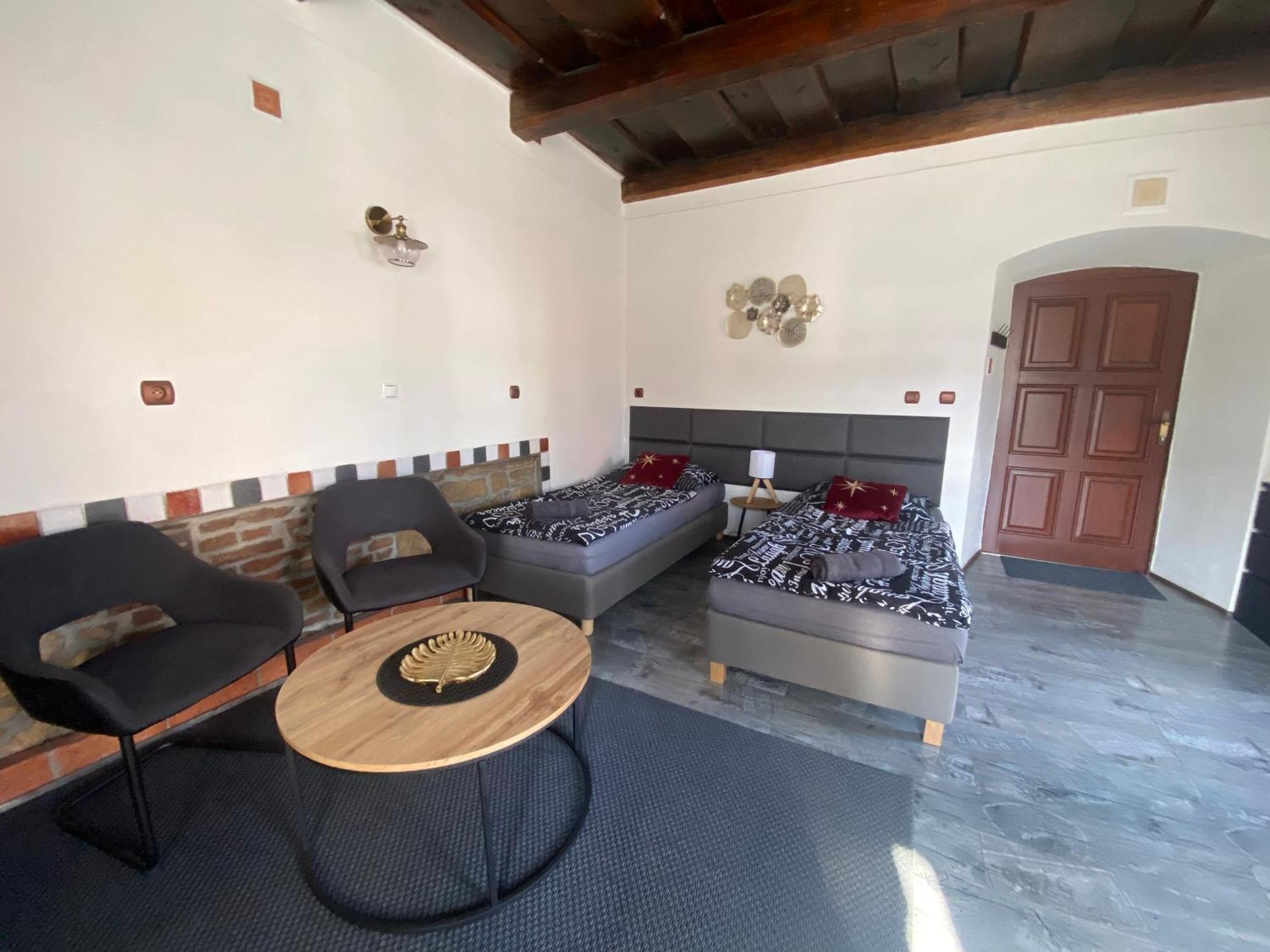 Vila Lucia - Apartman 2 Plzeň Extérieur photo