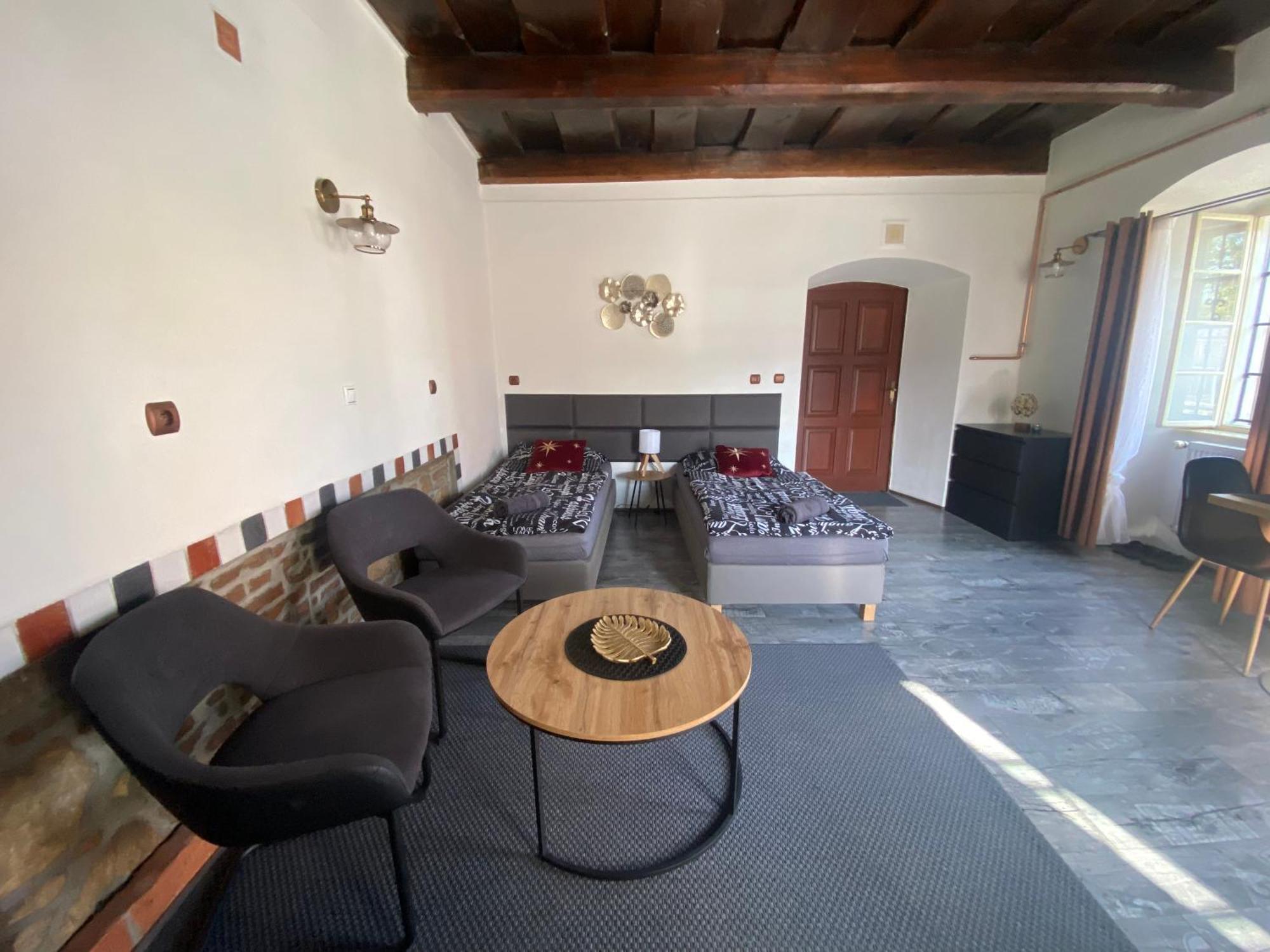 Vila Lucia - Apartman 2 Plzeň Extérieur photo